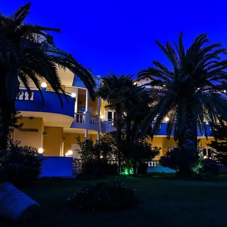 Andriana 3*