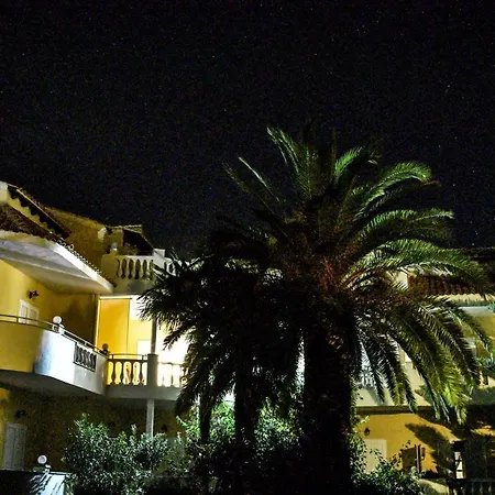 Aparthotel Andriana